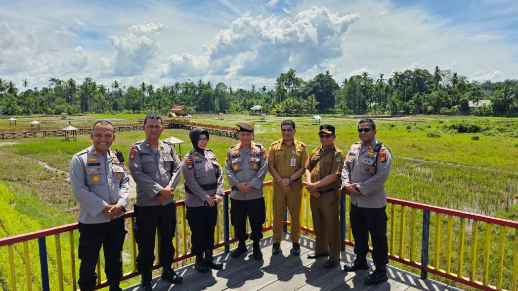 Tim Dit PAM Obvit Polda Riau Kunjungi Destinasi Wisata Sawah Koto Rohul, Nomor Dua Terindah Di Indonesia   