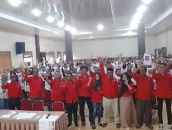 DPC PDI-P Kota Payakumbuh Berikan Pemebekalan dan Pelatihan Pada Ratusan Saksi Partai Demokrasi Indonesi Perjuangan