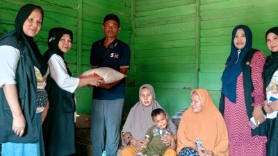 Penderita Tumor Ovarium di Siak Hulu Dapat Santunan Dari FPKB