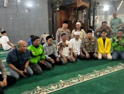 Polres Kuansing Gelar Sholat Ghaib untuk Driver Ojol yang Gugur di Jakarta