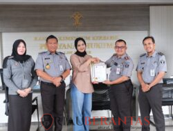 Dokumen Siap ke Luar Negeri, Kanwil Kemenkum Babel Terbitkan 2 Sertifikat Apostille