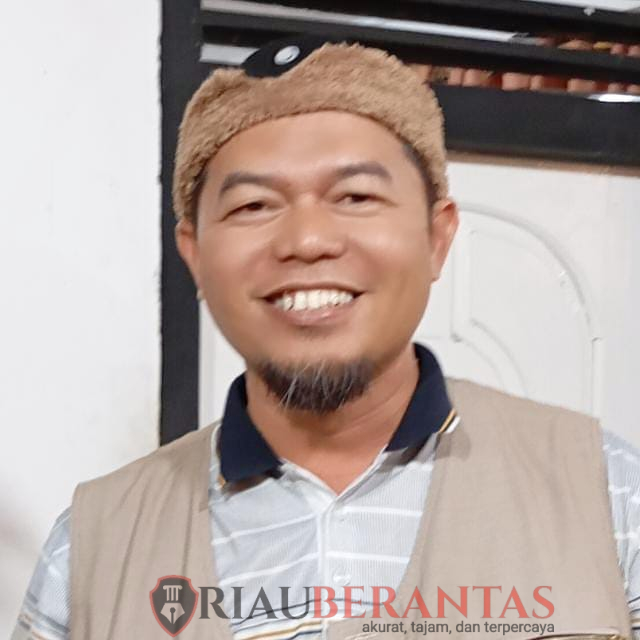 Dok : Adlin, M. Si. Dosen jurusan ilmu Pemerintahan universitas riau.