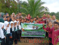 Polres Kuansing Laksanakan Program Green Policing di Sekolah dan Perkantoran, Kapolres: “Edukasi Lingkungan Harus Dimulai Sejak Dini”