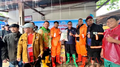 Gerak Cepat, Arisal Aziz Kerahkan 30 Unit Ambulance dan Bagikan Sembako Untuk Korban Bencana Alam Sumbar 