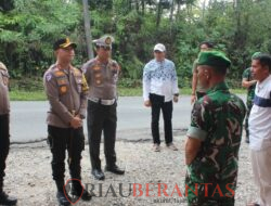 Kapolres Kuansing Cek Kesiapan Pos PAM Ops Lilin 2025 di Desa Kasan