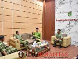 Danrem 031/WB Brigjen TNI Dr. Agustatius Sitepu, S.Sos.,M.Si.,M.Han Hadiri Momen Silaturahmi Penuh Keakraban Pangdam XIX/TT dan Pemkot Dumai