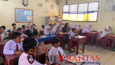 KKN 143 UMRI Dorong Capaian SDGs melalui Psikoedukasi Anti-Bullying di SDN 008 Buluh Rampai