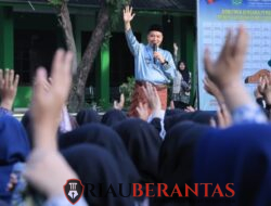 Wawako Pekanbaru Ajak Pelajar Tingkatkan Kesadaran Cegah HIV/AIDS Sejak Dini