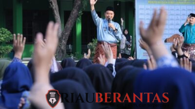 Wawako Pekanbaru Ajak Pelajar Tingkatkan Kesadaran Cegah HIV/AIDS Sejak Dini