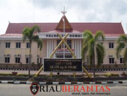 Hampir Sepekan Usai Ditetapkan Tersangka Kasus Penganiayaan di Lubuk Gaung Belum Ditahan, Istri Korban Malah Diintimidasi