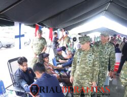 Pangdam XIX/Tuanku Tambusai Tinjau Bazar Murah dan Bakti Kesehatan HUT ke-81 TNI di Dumai