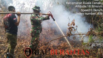 Kodam XIX/Tuanku Tambusai Intensifkan Pemadaman Karhutla di Kuala Cenaku