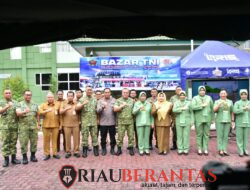 Semarak HUT ke-81 TNI, Korem 031/WB Gelar Bazar Murah untuk Masyarakat