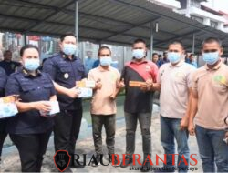 Rutan Pekanbaru Bagikan Masker di Tengah Kabut Asap, Warga Binaan hingga Pengunjung Jadi Sasaran