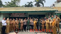 Sinergitas Tanpa Batas, Polsek Limapuluh Bareng Muspika Geruduk Koramil 05/Sail, Kasih Kejutan Spesial di HUT ke-81 TNI