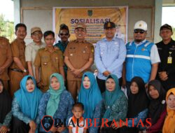 PLN UP3 RENGAT BERSAMA PEMKAB INHIL RESMIKAN LISTRIK 24 JAM DI DESA PERIGI RAJA DAN TANJUNG MELAYU